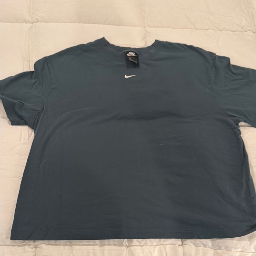 Nike tshirt